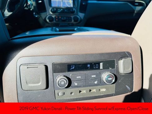 Used 2019 GMC Yukon Denali w/ Denali Ultimate Package image 14