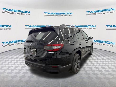 New 2026 Honda Pilot Sport image 5