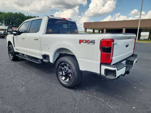 Used 2023 Ford F250 Lariat w/ Lariat Ultimate Package AWD/4WD image 4
