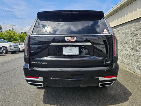 New 2026 Cadillac Escalade 4WD w/ LPO, Floor Liner Package image 6