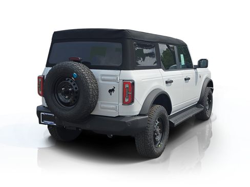 New 2026 Ford Bronco Outer Banks w/ Black Appearance Package AWD/4WD image 4
