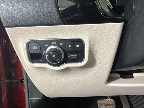 Used 2021 Mercedes-Benz GLA 250 4MATIC image 20