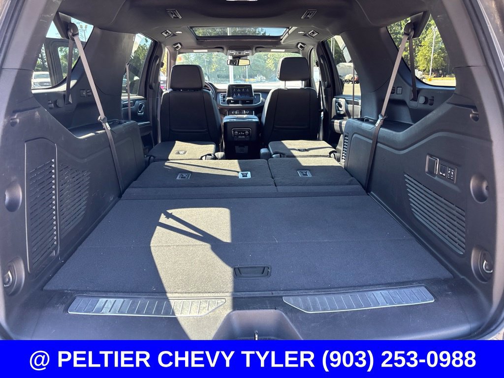 Used 2024 Chevrolet Suburban RST w/ Luxury Package AWD/4WD image 25