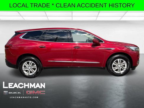 Used 2019 Buick Enclave Essence FWD image 2