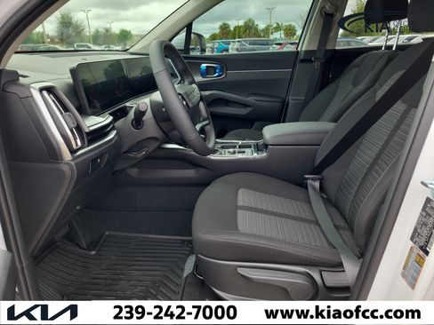 New 2026 Kia Sorento LX FWD image 19