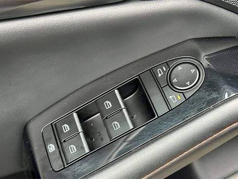 Certified 2024 MAZDA MAZDA3 s image 28