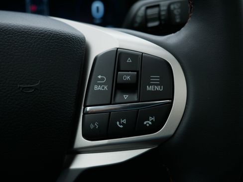 Used 2026 Ford Explorer Active w/ Active Comfort Package AWD/4WD image 29