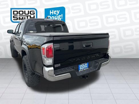 Used 2023 Toyota Tacoma TRD Off-Road image 5