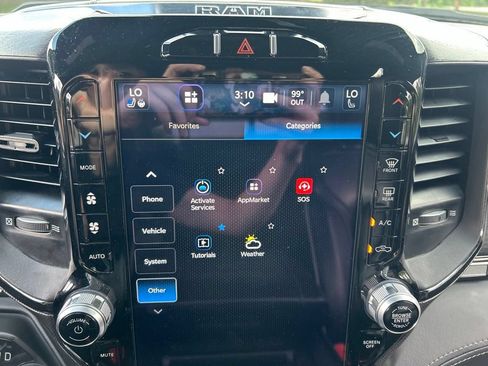 Used 2022 RAM 1500 Limited AWD/4WD image 43