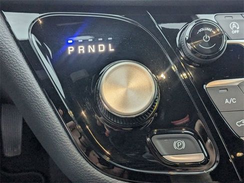 New 2026 Chrysler Pacifica Select image 22