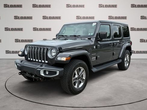 Used 2022 Jeep Wrangler Unlimited Sahara w/ Cold Weather Group AWD/4WD image 1
