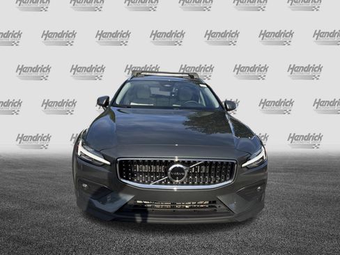 Used 2026 Volvo V60 B5 Cross Country Plus w/ Protection Package Premier AWD/4WD image 3