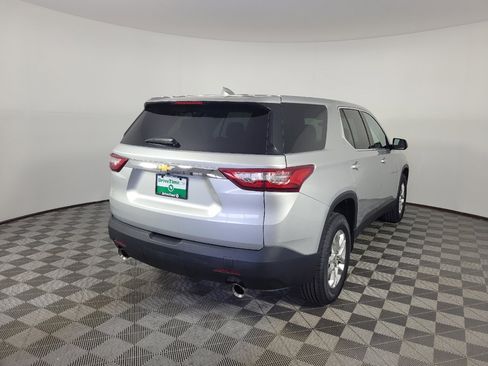 Used 2020 Chevrolet Traverse LS FWD image 9