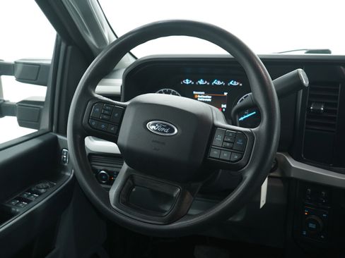 Used 2024 Ford F250 XLT image 18