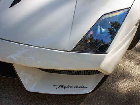 Used 2011 Lamborghini Gallardo LP 570-4 Performante image 7