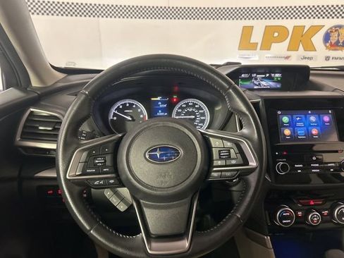 Used 2023 Subaru Forester Premium AWD/4WD image 17
