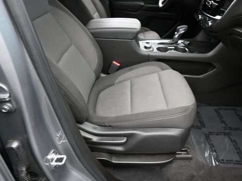Used 2023 Chevrolet Traverse LT FWD image 40