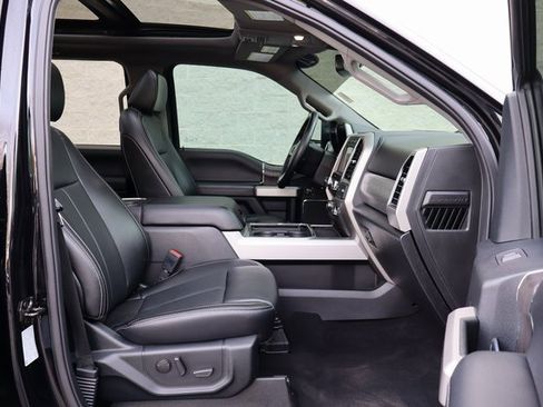 Used 2021 Ford F350 Lariat image 37