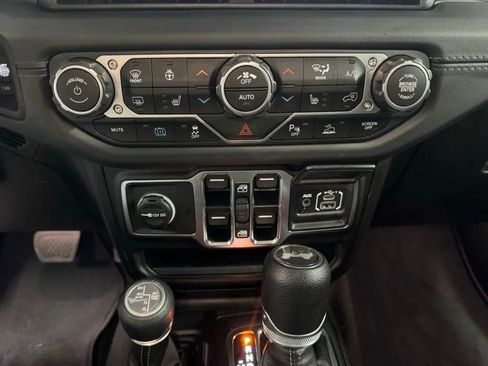 Used 2025 Jeep Wrangler Sahara 4xe w/ Safety Group image 13