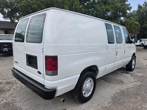 Used 2007 Ford E-150 and Econoline 150 RWD image 2