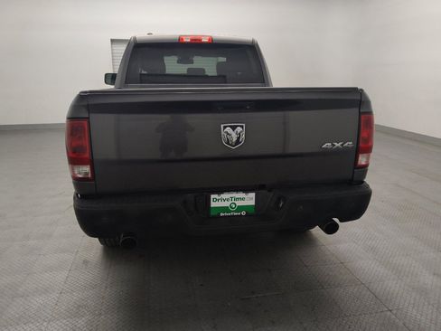 Used 2018 RAM 1500 Express AWD/4WD image 6