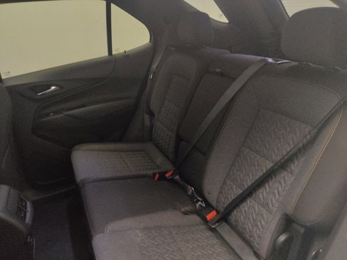 Used 2024 Chevrolet Equinox LT AWD/4WD image 18