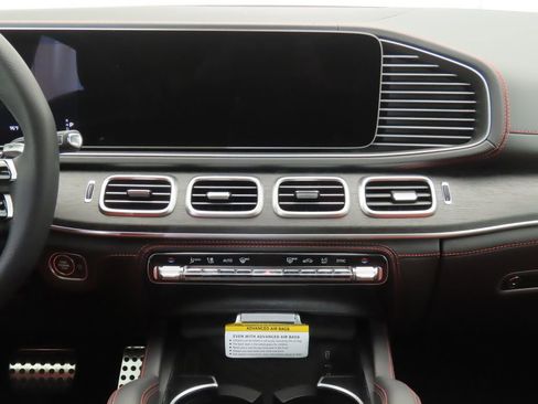 New 2026 Mercedes-Benz GLE 53 AMG 4MATIC Coupe image 14