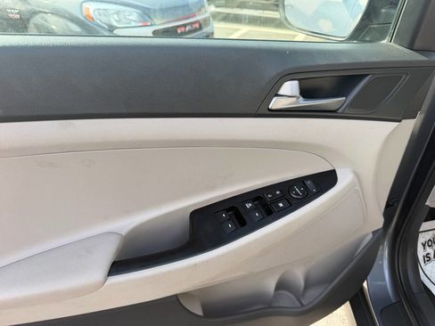 Used 2017 Hyundai Tucson SE FWD image 8