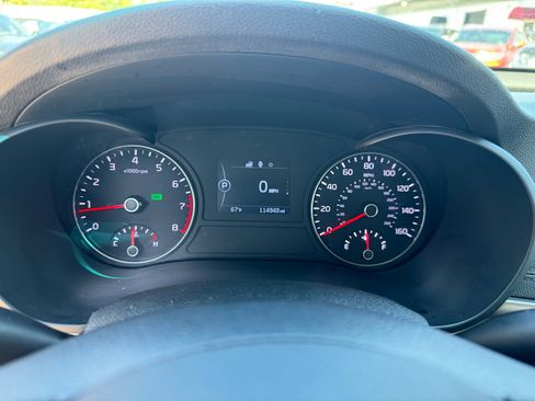 Used 2017 Kia Optima LX image 29