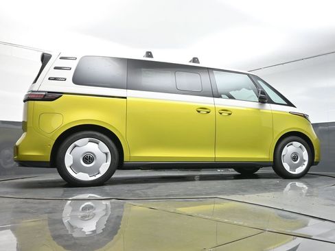 New 2025 Volkswagen ID. Buzz 1st Edition image 45