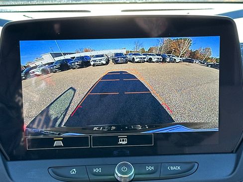 Used 2025 Chevrolet Blazer LT image 29