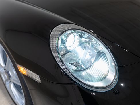 Used 2010 Porsche 911 GT3 RWD image 14