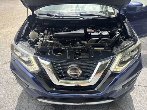 Used 2019 Nissan Rogue SL w/ Premium Package AWD/4WD image 32