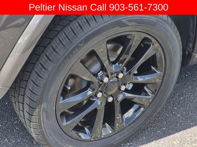 Used 2020 Jeep Grand Cherokee Altitude RWD image 7