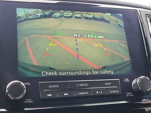 Used 2024 Nissan Titan PRO-4X w/ Pro-4x Utility Package image 19