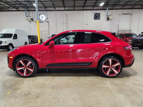 Used 2023 Porsche Macan AWD/4WD image 8