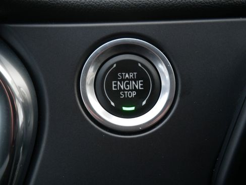 Used 2019 Chevrolet Blazer LT w/ Sun and Wheels Package image 29