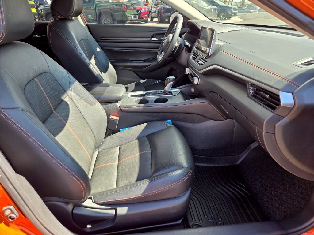 Used 2019 Nissan Altima 2.5 SR w/ SR Premium Package FWD image 25