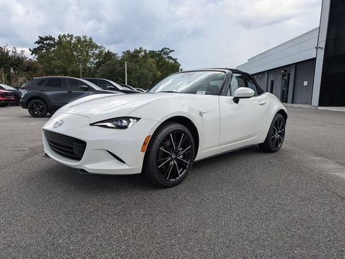 New 2026 MAZDA MX-5 Miata Grand Touring RWD image 8