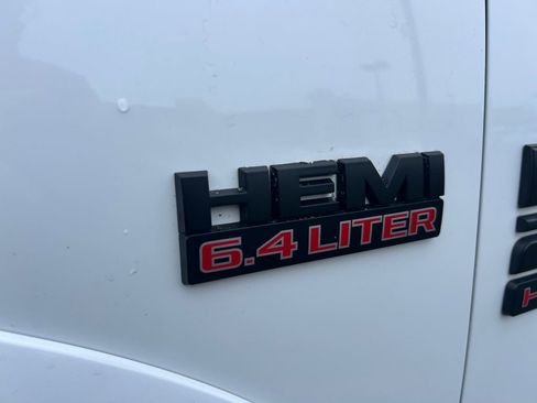 Used 2018 RAM 2500 Big Horn w/ Sport Appearance Group image 31