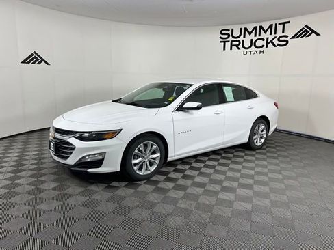Used 2024 Chevrolet Malibu LT FWD image 3