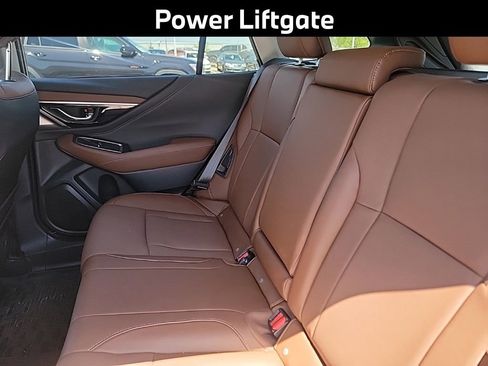 Used 2025 Subaru Outback Touring XT image 11
