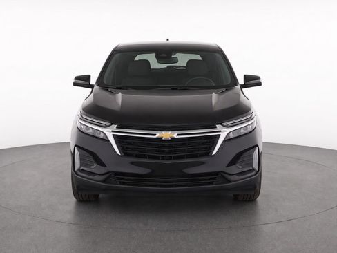 Used 2023 Chevrolet Equinox LT AWD/4WD image 2