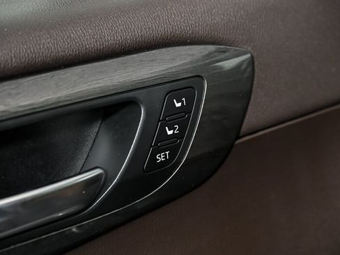 Used 2021 Toyota Highlander Platinum AWD/4WD image 14