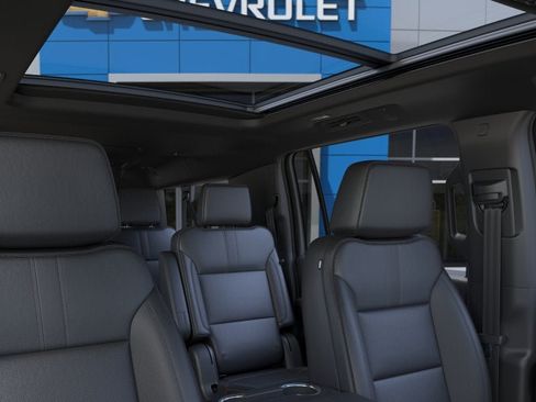 New 2026 Chevrolet Suburban RST w/ Comfort Package AWD/4WD image 24