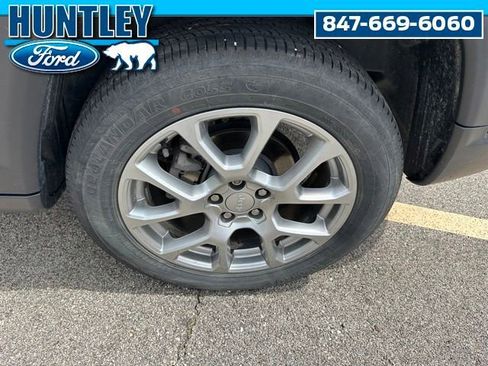 Used 2023 Jeep Compass Latitude AWD/4WD image 7