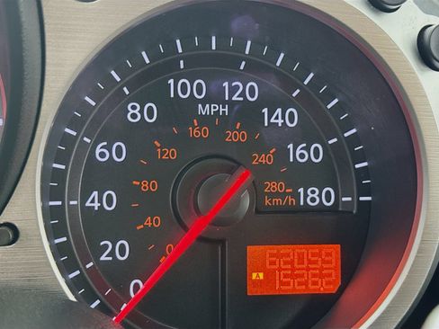 Used 2016 Nissan 370Z Touring w/ Aerodynamics Package RWD image 12