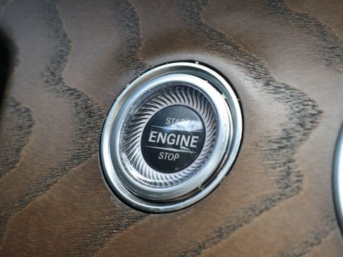 Used 2022 Mercedes-Benz E 350 4MATIC Sedan image 22