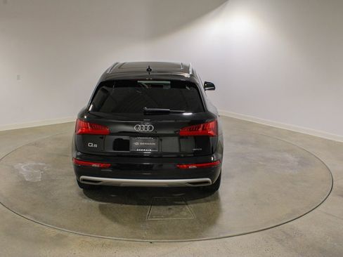 Used 2019 Audi Q5 2.0T Premium Plus w/ Premium Plus Package image 4
