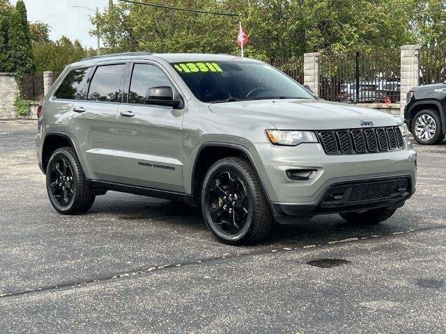Used 2020 Jeep Grand Cherokee Laredo AWD/4WD image 7
